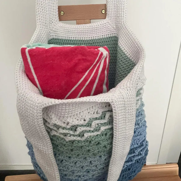 Whispering Waves Tote Bag Crochet Pattern